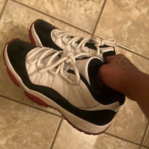 Jordan 11 Low Concord Bred